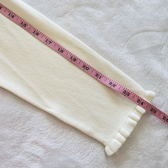 Vila Milano Cream Long Sleeve Soft V-neck Sweater--XL - Picture 14 of 14